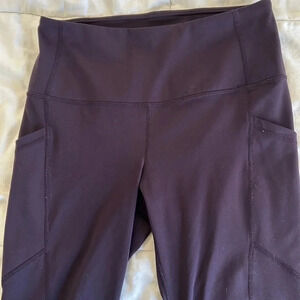 Yogalicious US LUX purple capris leggings size medium athletic yoga
